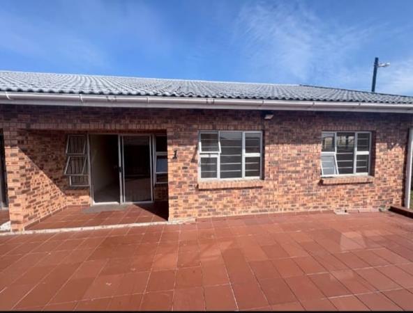 3 Bedroom Garden Cottage