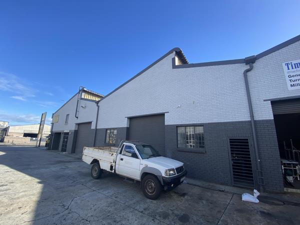 369 m² Industrial space