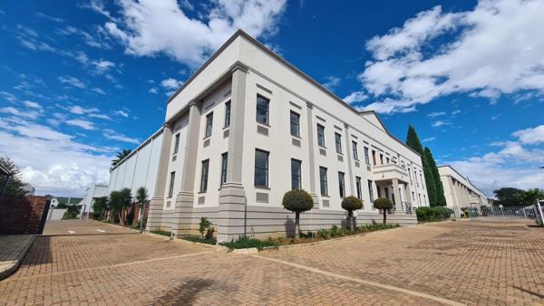 1 560 m² Industrial space