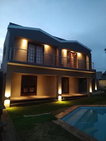 2 Bedroom Garden Cottage