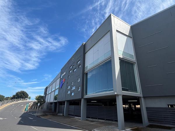 1 500 m² Commercial space