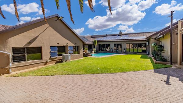 5 Bedroom House