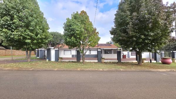 8 Bedroom House