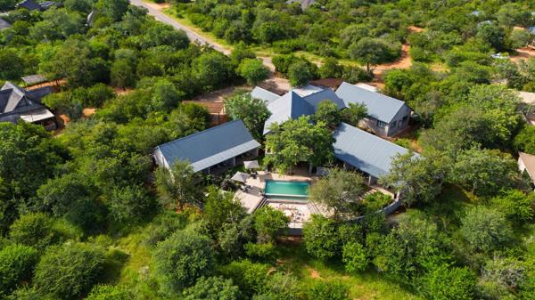 6 Bedroom House