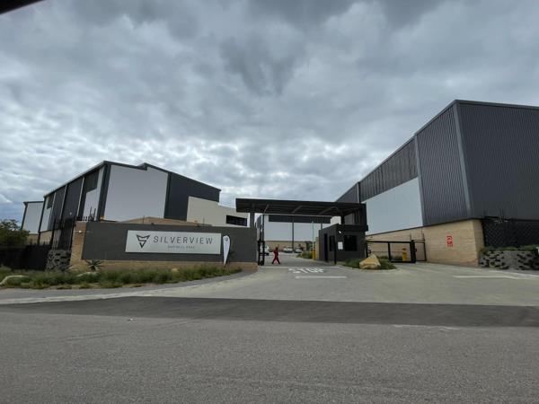 784 m² Industrial space