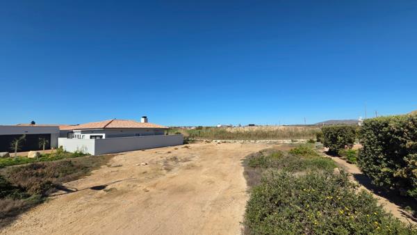 803 m² Land