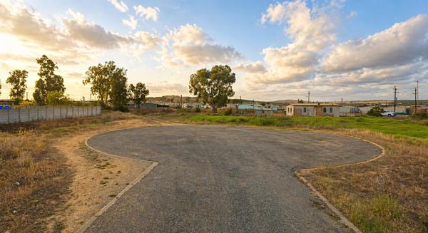 513 m² Land