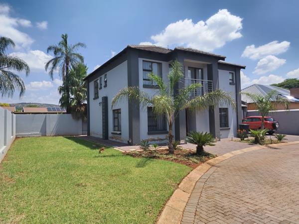 5 Bedroom House