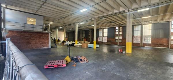 1 370 m² Industrial space