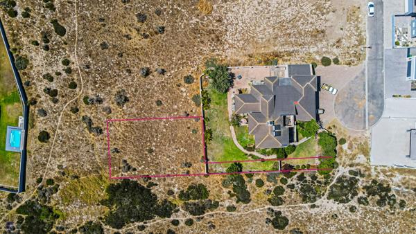 722 m² Land