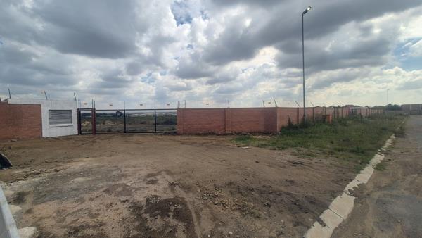 9 422 m² Land