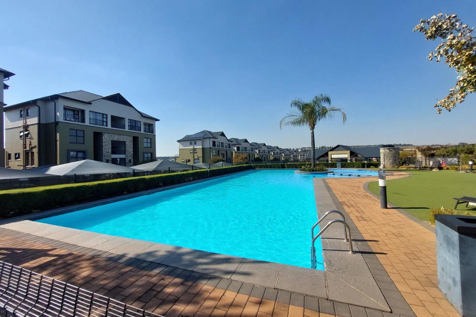 3 Bedroom Apartment in Waterfall