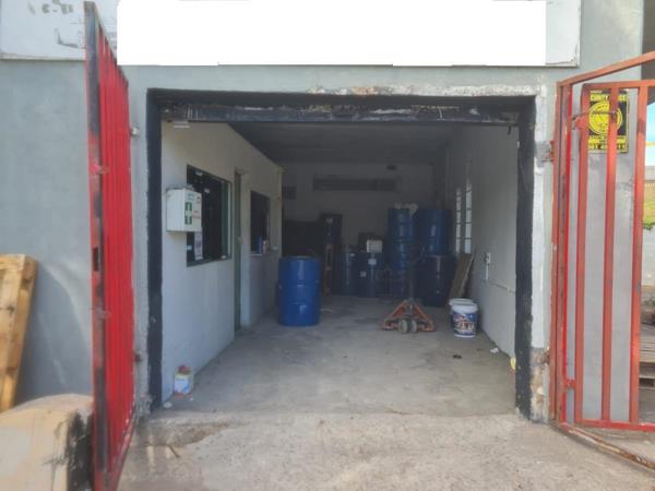 235 m² Commercial space