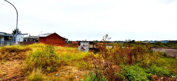 305 m² Land