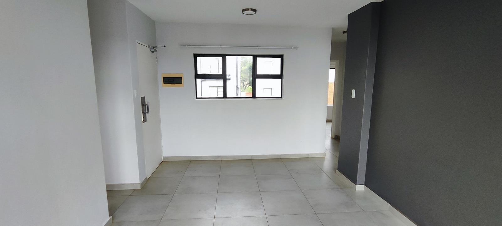 2 Bedroom Apartment in Lombardy Estate