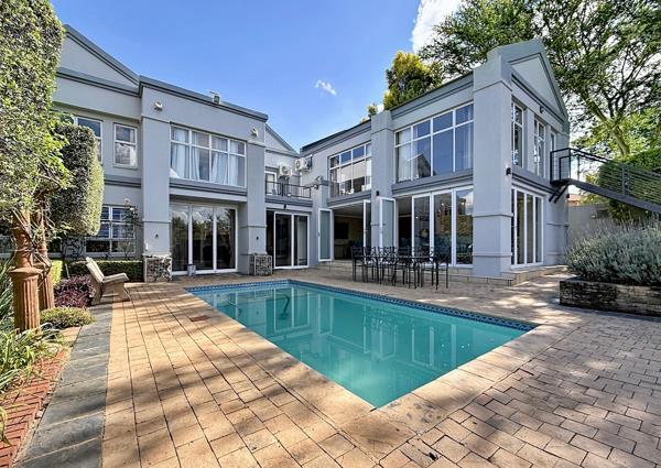 6 Bedroom House