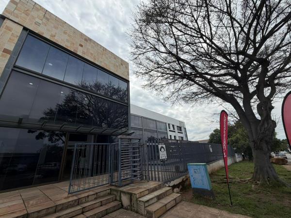 218 m² Commercial space