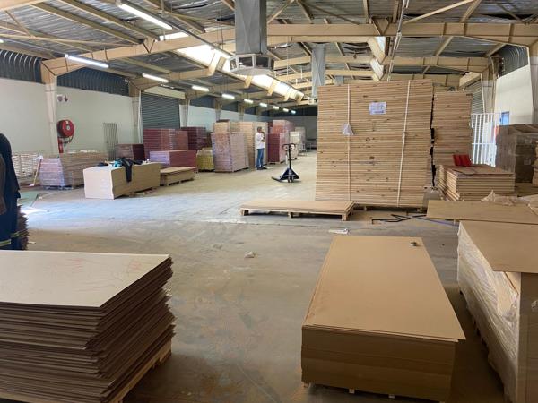 662 m² Industrial space