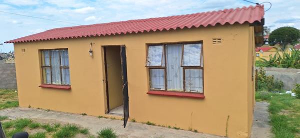 2 Bedroom House