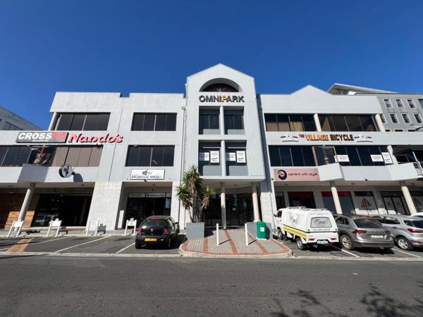 273.7 m² Commercial space