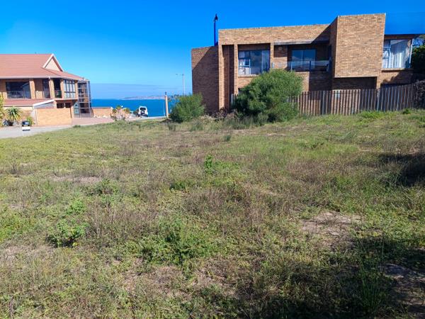 648 m² Land
