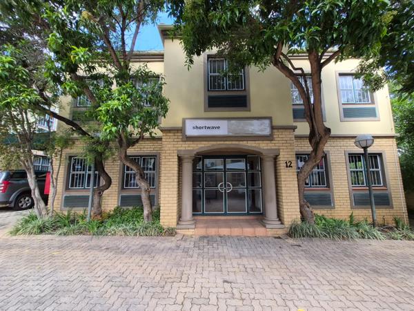 232 m² Commercial space