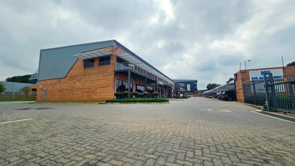 1 250 m² Industrial space