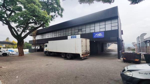 2 700 m² Industrial space