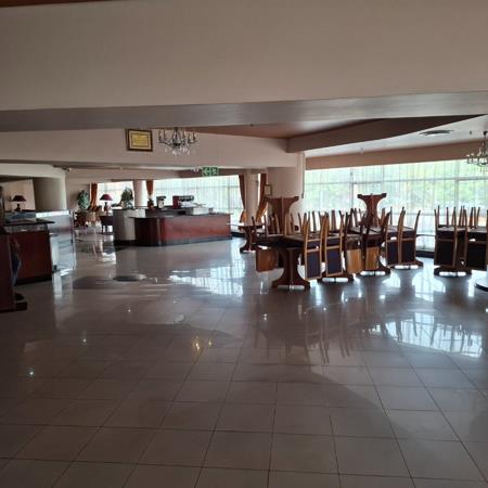 2 556 m² Commercial space