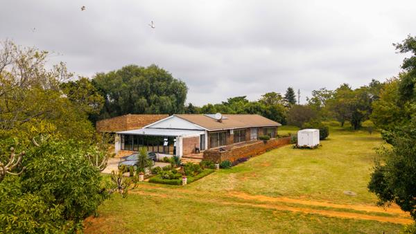 2.5 ha Smallholding