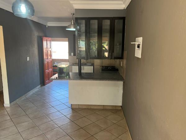 2 Bedroom Flat
