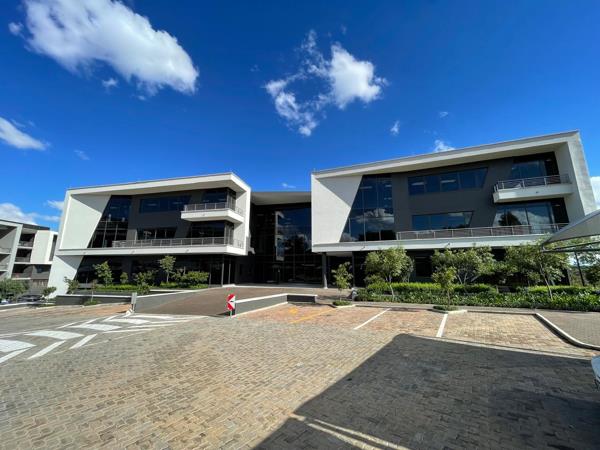 1 102 m² Commercial space