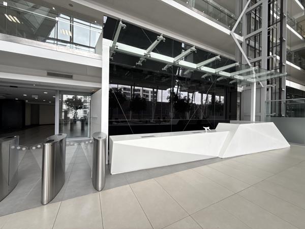 6 729 m² Commercial space