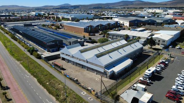 1 398 m² Industrial space