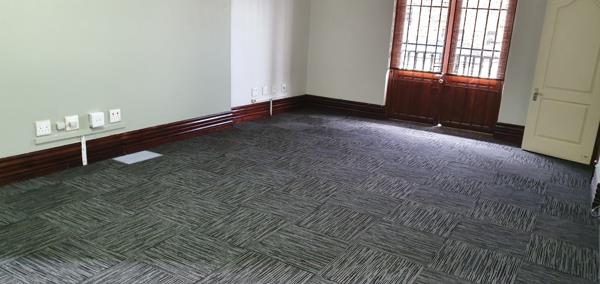 260 m² Office Space