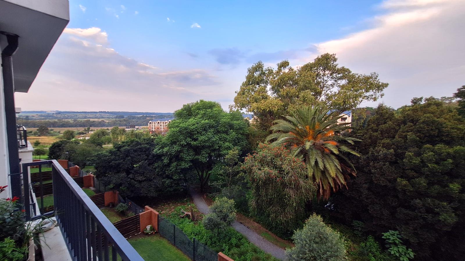 1 Bedroom Apartment in Linbro Park