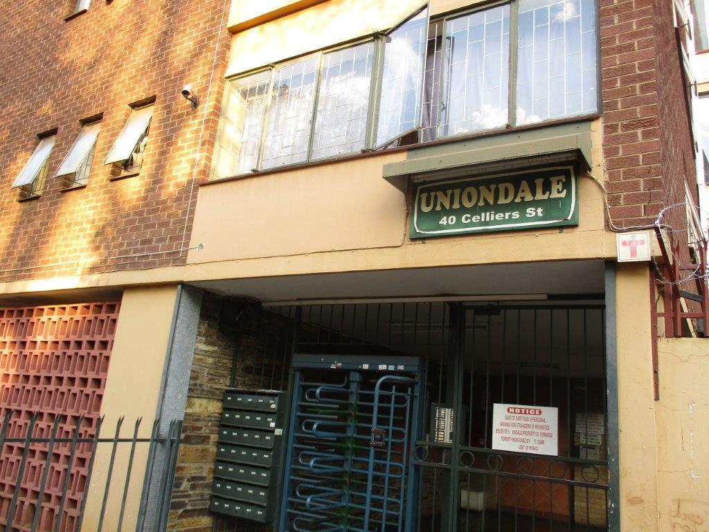 1.5 Bedroom Apartment in Sunnyside