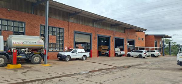 3 933 m² Industrial space