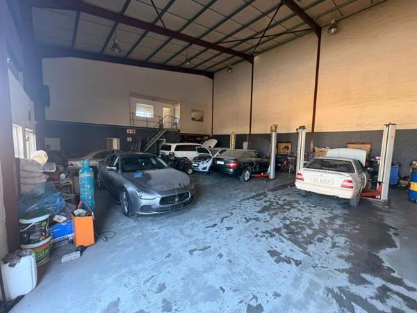 315 m² Industrial space