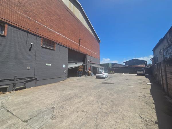 4 200 m² Industrial space