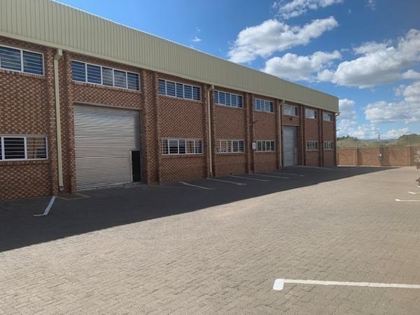 1 000 m² Commercial space