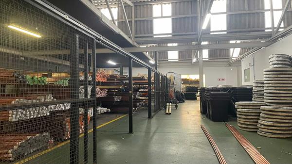 1 500 m² Industrial space