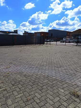 600 m² Commercial space