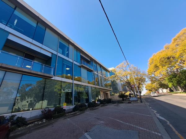 1 182 m² Commercial space