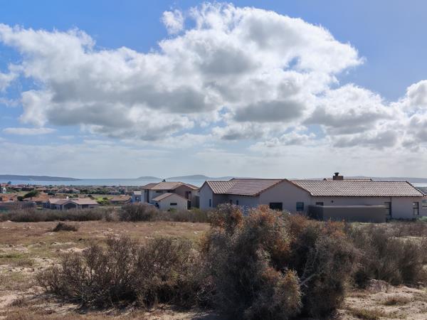 665 m² Land