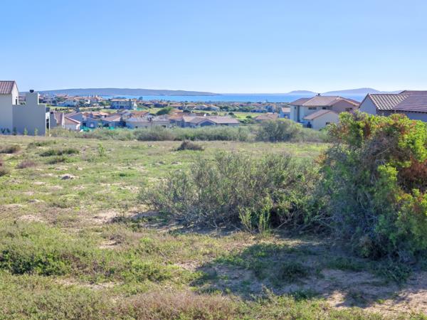 665 m² Land