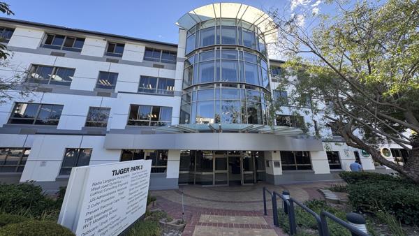 99.1 m² Commercial space