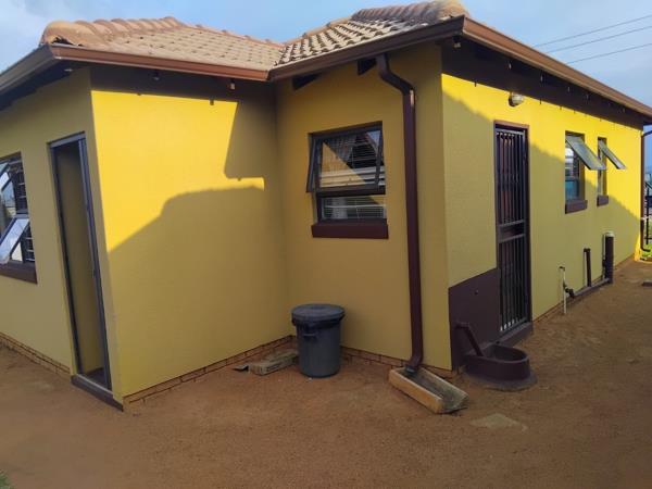2 Bedroom House