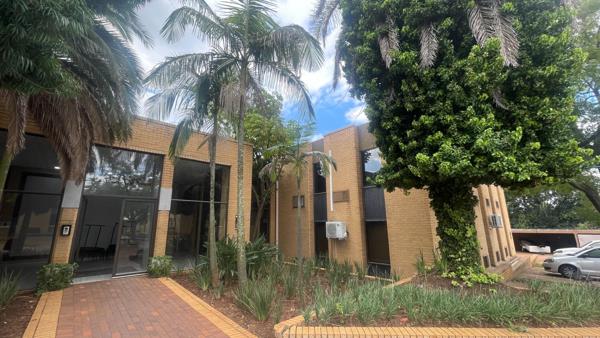 363 m² Office Space