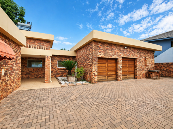 4 Bedroom House